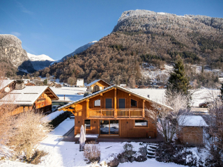 Séjour alpin 12p avec sauna et jacuzzi